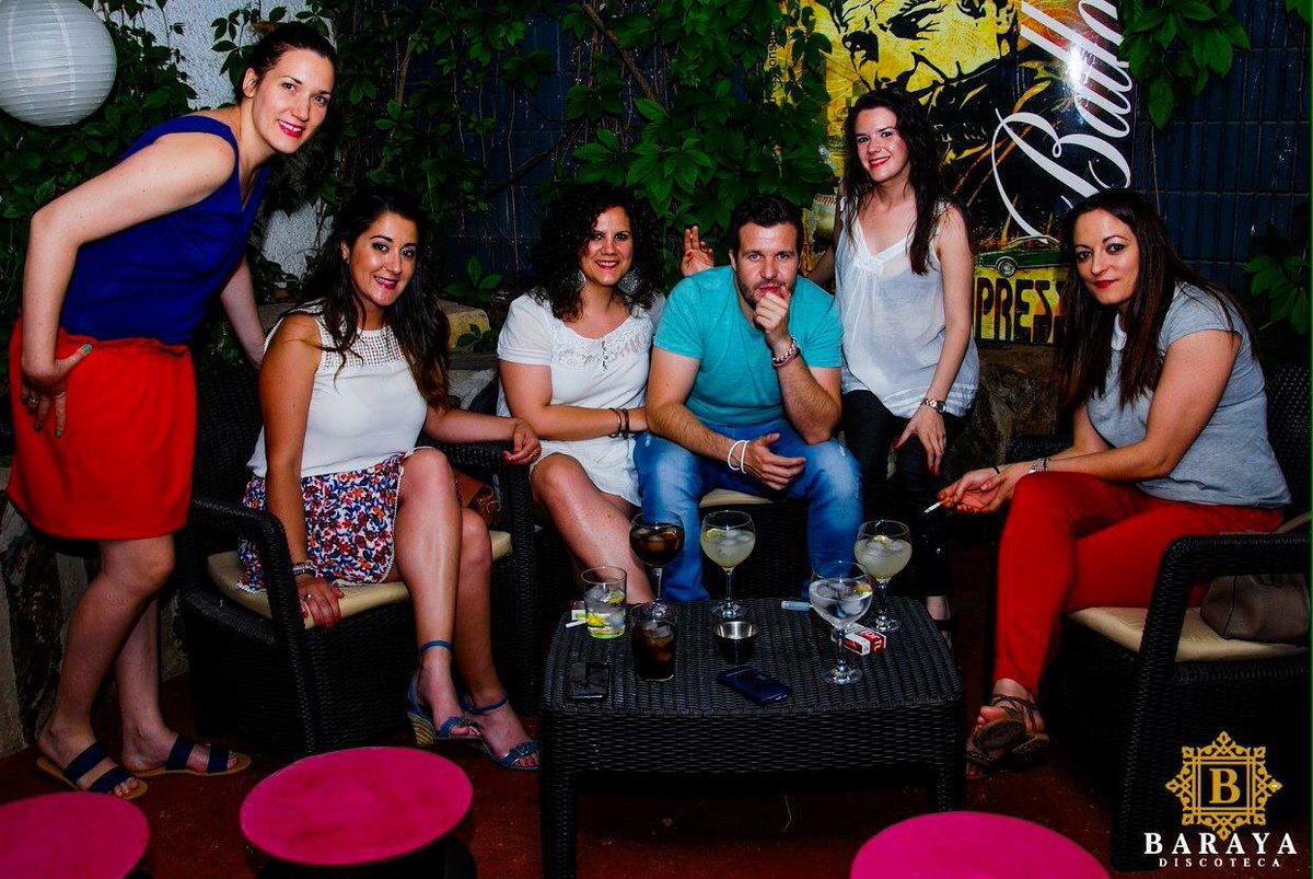 BarayaDiscoteca's tweet photo. 📸Ya están disponibles las fotos del sábado 25 de junio en nuestro Facebook: Baraya Manzanares 
¡Etiquétate! 😜 https://t.co/VwJgxEgTud