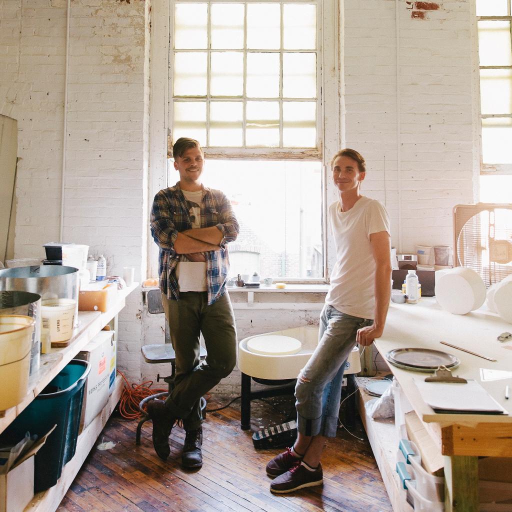 methomemag's tweet photo. Where the magic happens: a 360-degree view of @feltandfat's ceramics studio. #urbantribe https://t.co/ETjY6FV8wM https://t.co/jraVECzE4m