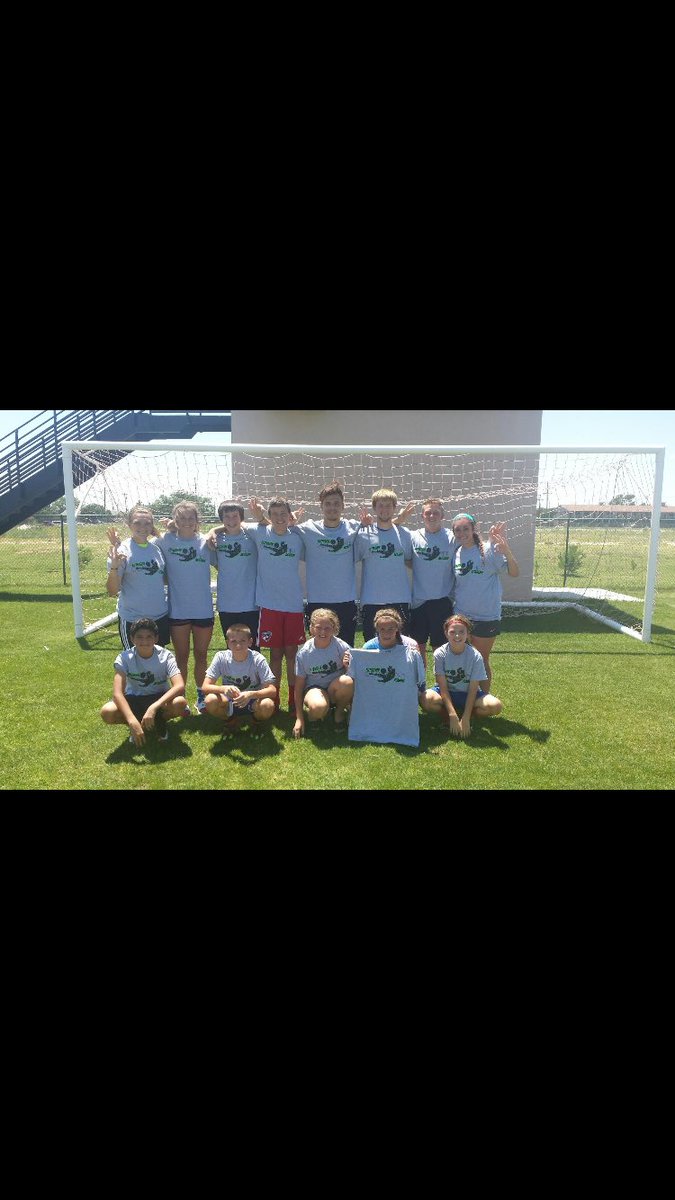 ExtensionGK's tweet photo. EGA goalkeepers from TX!!! #extenedyourrange #WCG https://t.co/oQ8j8FtZ2u