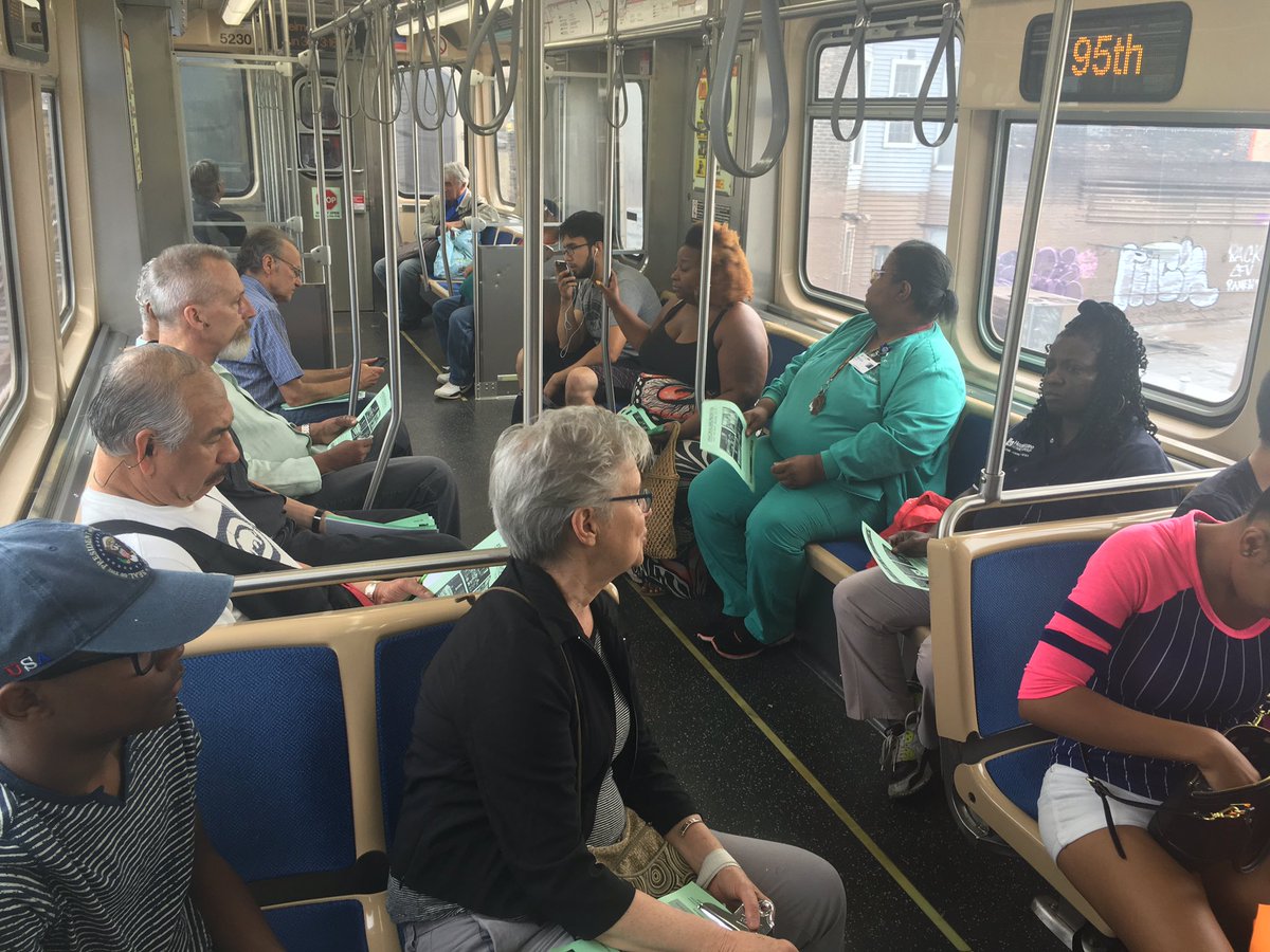 herstylishways's tweet photo. The team speaking to the public #ilbudgetnow #ilbudgetnow #ilemergency #traintakeover #getloudIL https://t.co/xBszERod1Q