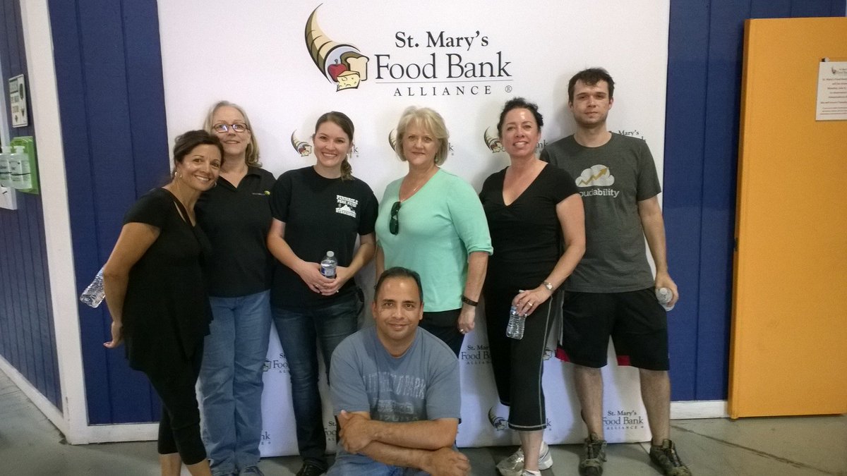 WorldatWork's tweet photo. Thanks @StMarysFoodBank for having some of us out to volunteer and give back to our community! #EWM16 #WorkLifeWins https://t.co/FO2PKwKBTl