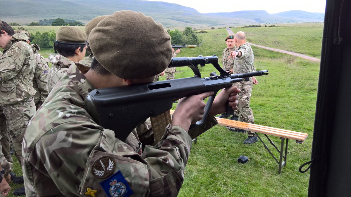 StonyhurstCCF's tweet image. Cadets have today completed stands in #Watermanship #Signals #ForeignWeapons #CommandTasks