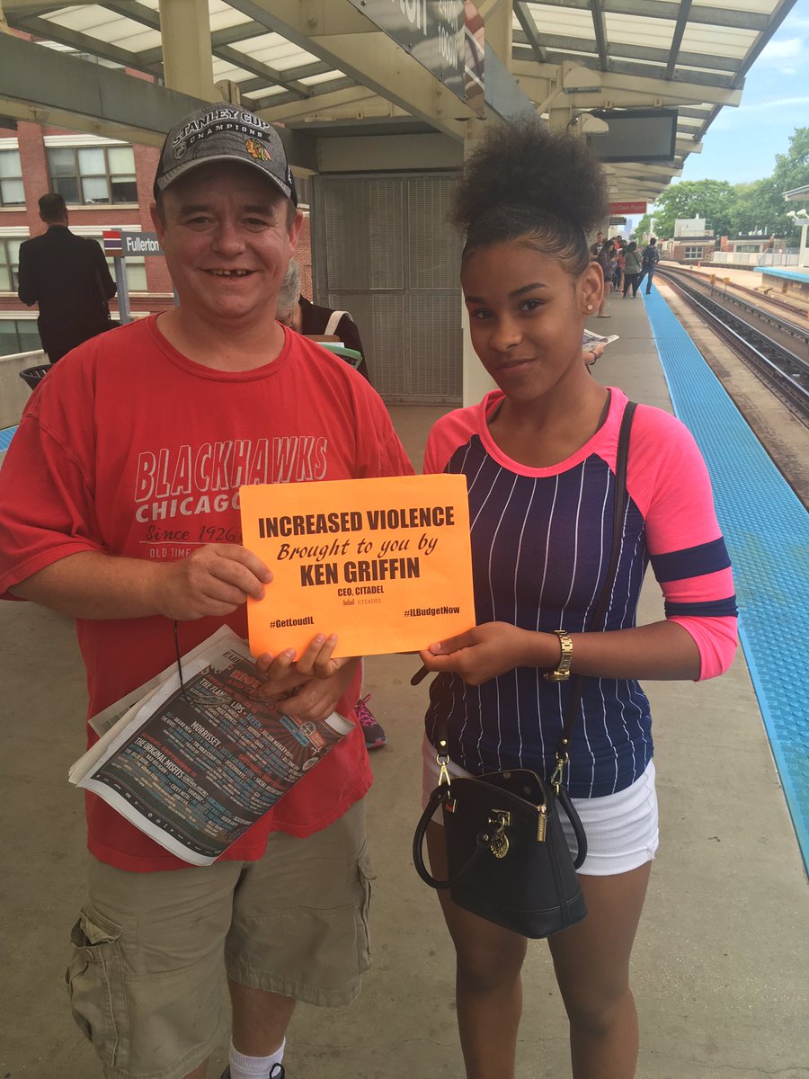 herstylishways's tweet photo. #ilbudgetnow #traintakeover #ilemergency #onenorthside #getloudIL #chicagostandup https://t.co/lbTOOosMOk