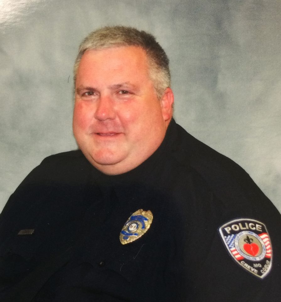 CreveCoeurPD's tweet image. #TBT. In honor of newly retired officer Mark Kernen DSN 86.  Thank you for your dedication. #30yearsofservice