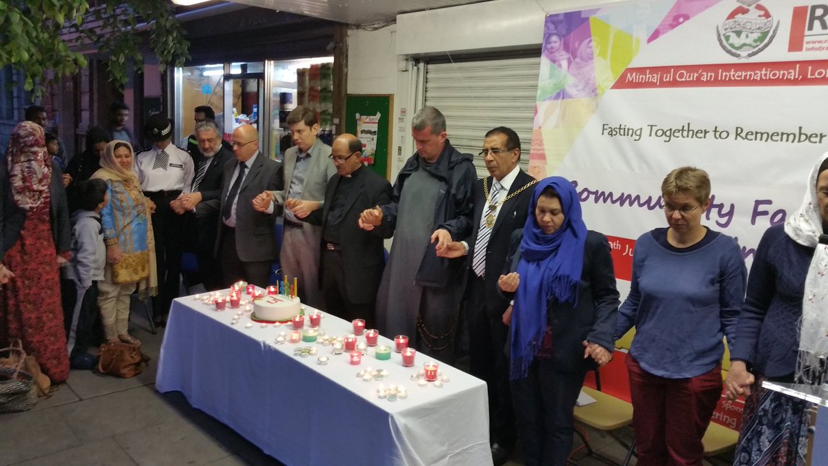 ReviveFMUK's tweet photo. Peace Prayer live from London https://t.co/HzWICGDuxn