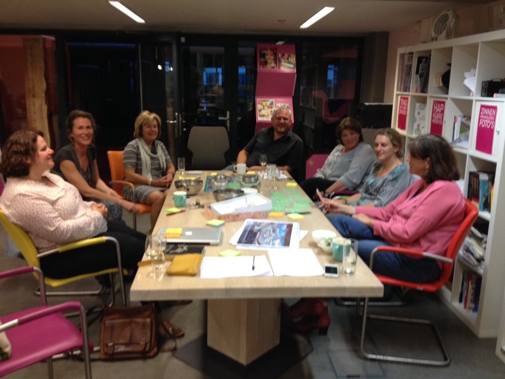 Artvertisements's tweet photo. Succesvolle meeting @Unit2Leiden over nieuwe locatie v grote Leidsch Singelspel @Singelpark @GemeenteLeiden #Leiden https://t.co/TBwZvRvJlo