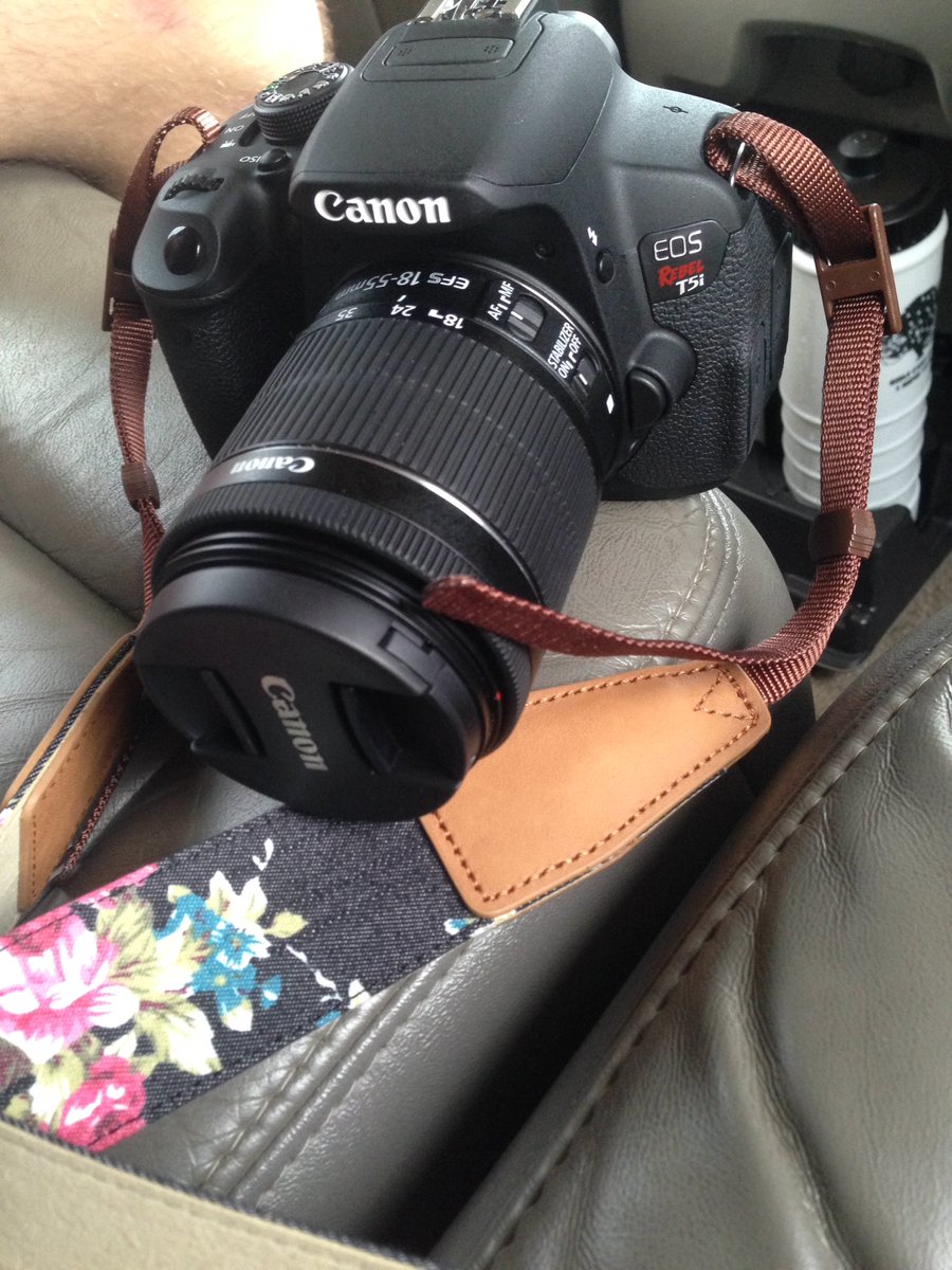 ssaamantharose's tweet image. LOOK WHAT I GOT TODAY!!!!!! #firstcamera #beyondexcited