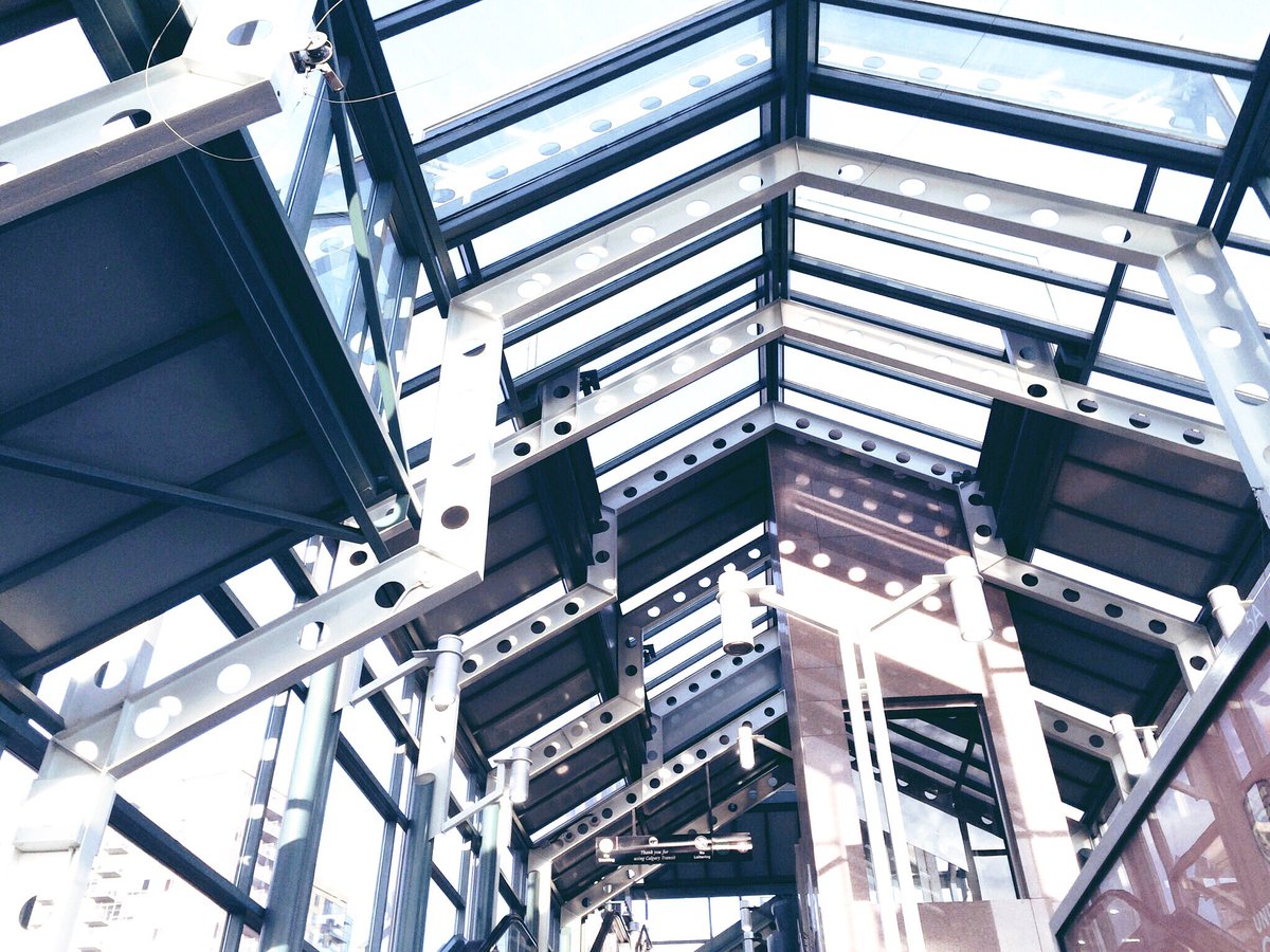 air_canada1's tweet image. Exploring my city with a side of creativity #ArtMajor #YYC