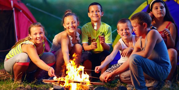 GlebeHH's tweet image. Kitchen Expert @olson_anna makes cooking at the cottage simple and delicious! bit.ly/295VmgW