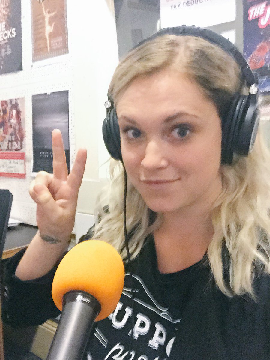 JMPkru's tweet image. Close to the goal. Support @LGBTFans &amp;amp; @TrevorProject get the shirt this lovely lady wore booster.com/support-positi…