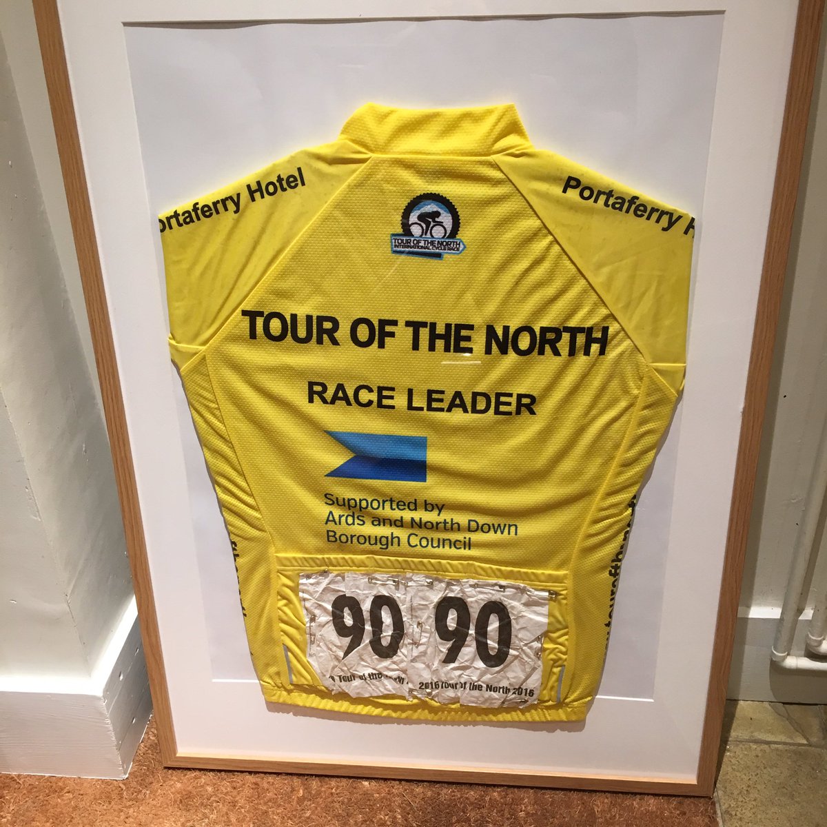 Nice present my man <a href="/Clemens7/">Ed</a> gave me tonight #memories @SpiritBikes #teamwork