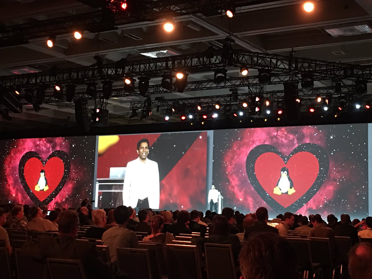 007VT89's tweet photo. Microsoft showing its love for Linux at RH Summit.  Welcome Microsoft!  #RHSummit #Microsoft #RedHat #collaboration https://t.co/ZoZw1Egmex