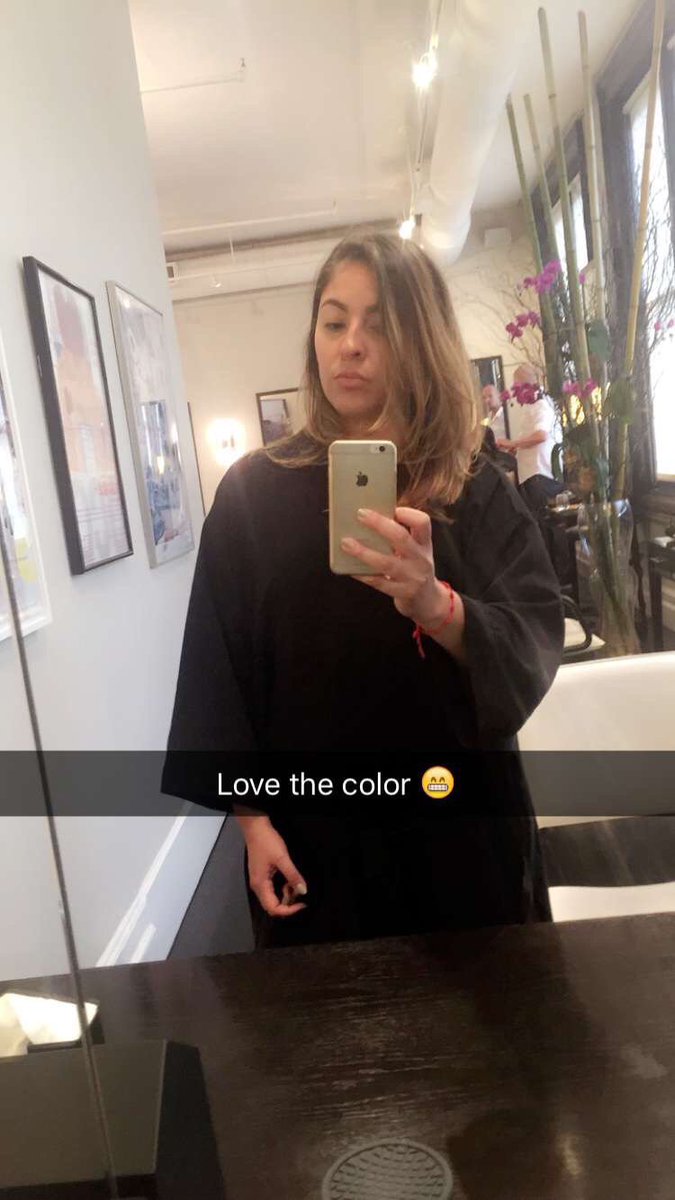 soniaDYH's tweet photo. Snapchat selfies. I guess she loves her color ๐
#Manepop #ToslerDavis #HairColorist #HairColor #HairColoring #NYC https://t.co/wKqYQs4Ms8