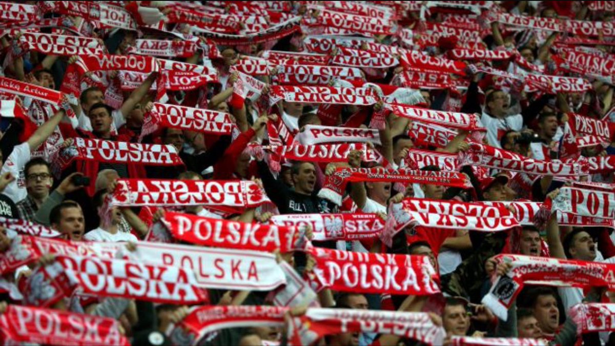 barstaniszewski's tweet photo. Poland we are proud of you!!🇵🇱❤️🇵🇱 https://t.co/ywQh273EPT