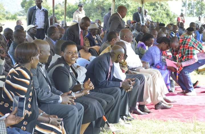 Kilgoris_CDF's tweet photo. Konchella Joined Gov.Tunai&amp;soipan to raise fund for women in Lolgorian.4.5M was raised.Development is our priority https://t.co/Vp3WNdTriz