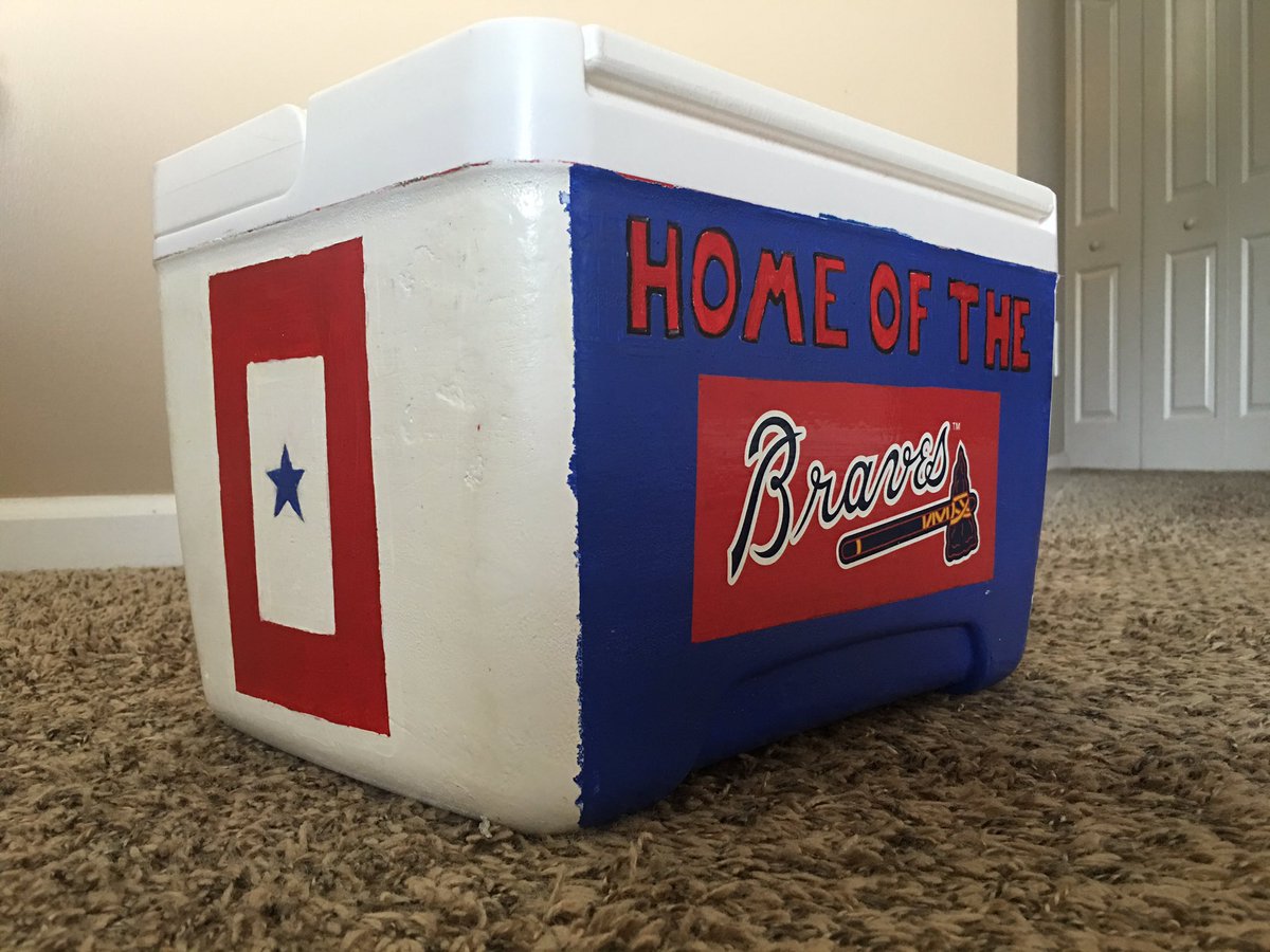 JoseDChacon4's tweet photo. I made this @Braves cooler for my dad as a Father's Day gift #DearOleDad #BravesCountry https://t.co/m2v5MsjnvB