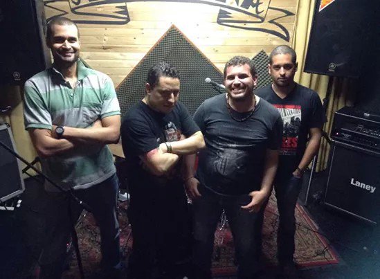 ModoAcido's tweet image. #TBT recién empezando...