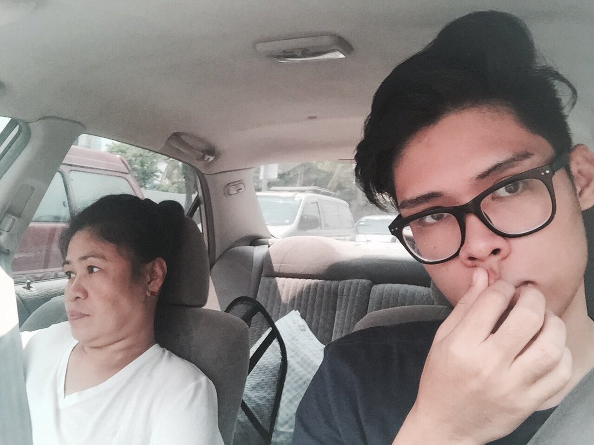 yohandalogdog's tweet photo. may nars akong kasama. #NagDrive #NagPapabiyakNgTahi #AyawManahimik2016 https://t.co/CNi1qEuwhj