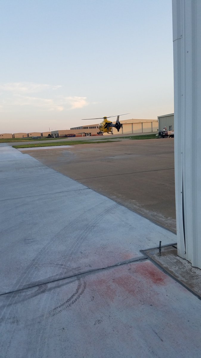 logan_hutto's tweet photo. Got to see @PhiMed2 land back at home base at mckinney national today (ft. Airport sunset) https://t.co/7HUG4VsRir