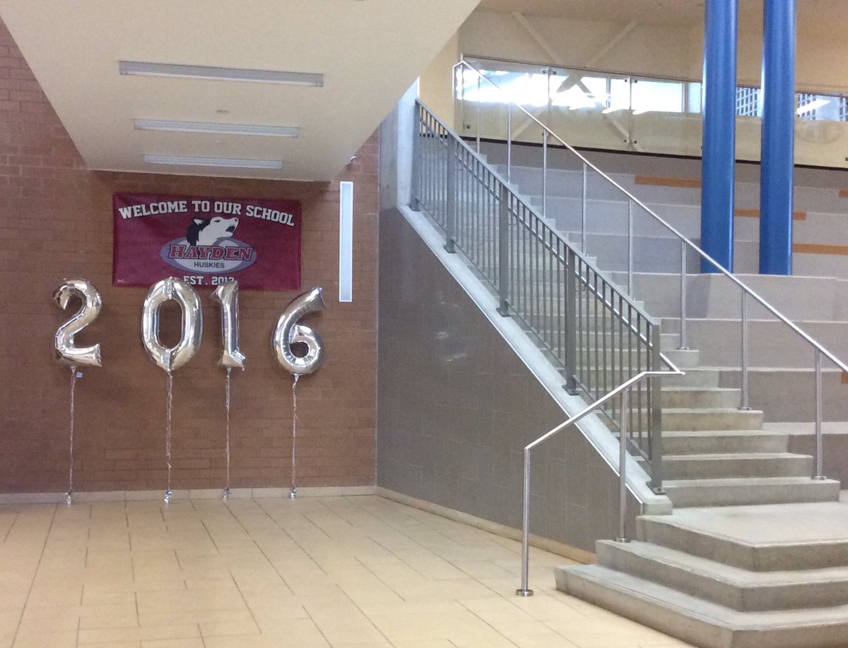 MsGirvan's tweet photo. Thank you grads for helping us build your school, your way. Enjoyed my front row seat to celebrate. #HaydenGrad2016 https://t.co/znnlSrvW2g