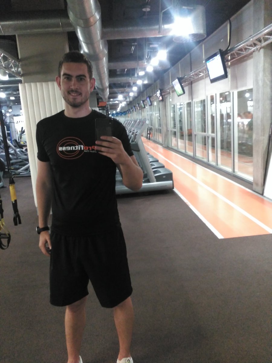 gemarlui's tweet photo. At the work ! #profitness #TAFAD https://t.co/eAI5HS6ugx