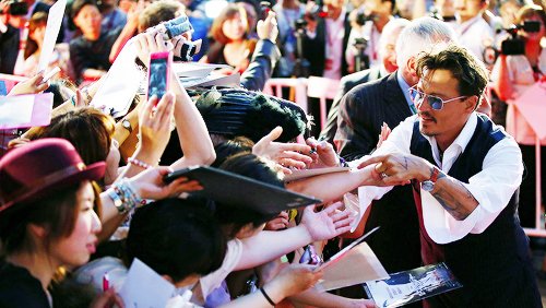 deppcoxsty's tweet image. The best man in the world, the only man I have the pride to call idol.♥♥☺
#JohnnyDepp #ILoveYouu.