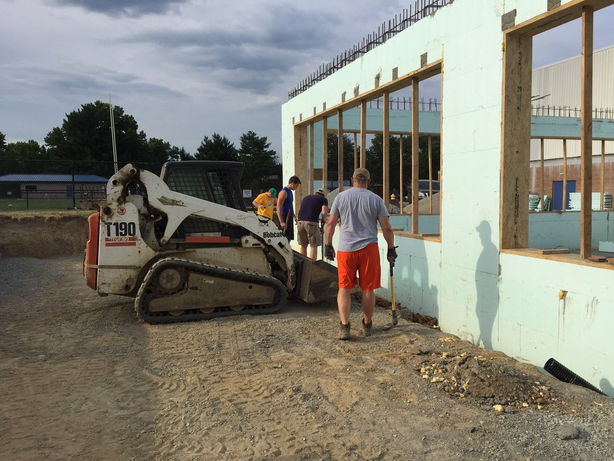 KenjiMatsudo's tweet photo. Doing "hard time" in Madeira was never so much fun!  Great community effort underway on the MHS Fitness Center. https://t.co/i2058fNUgG