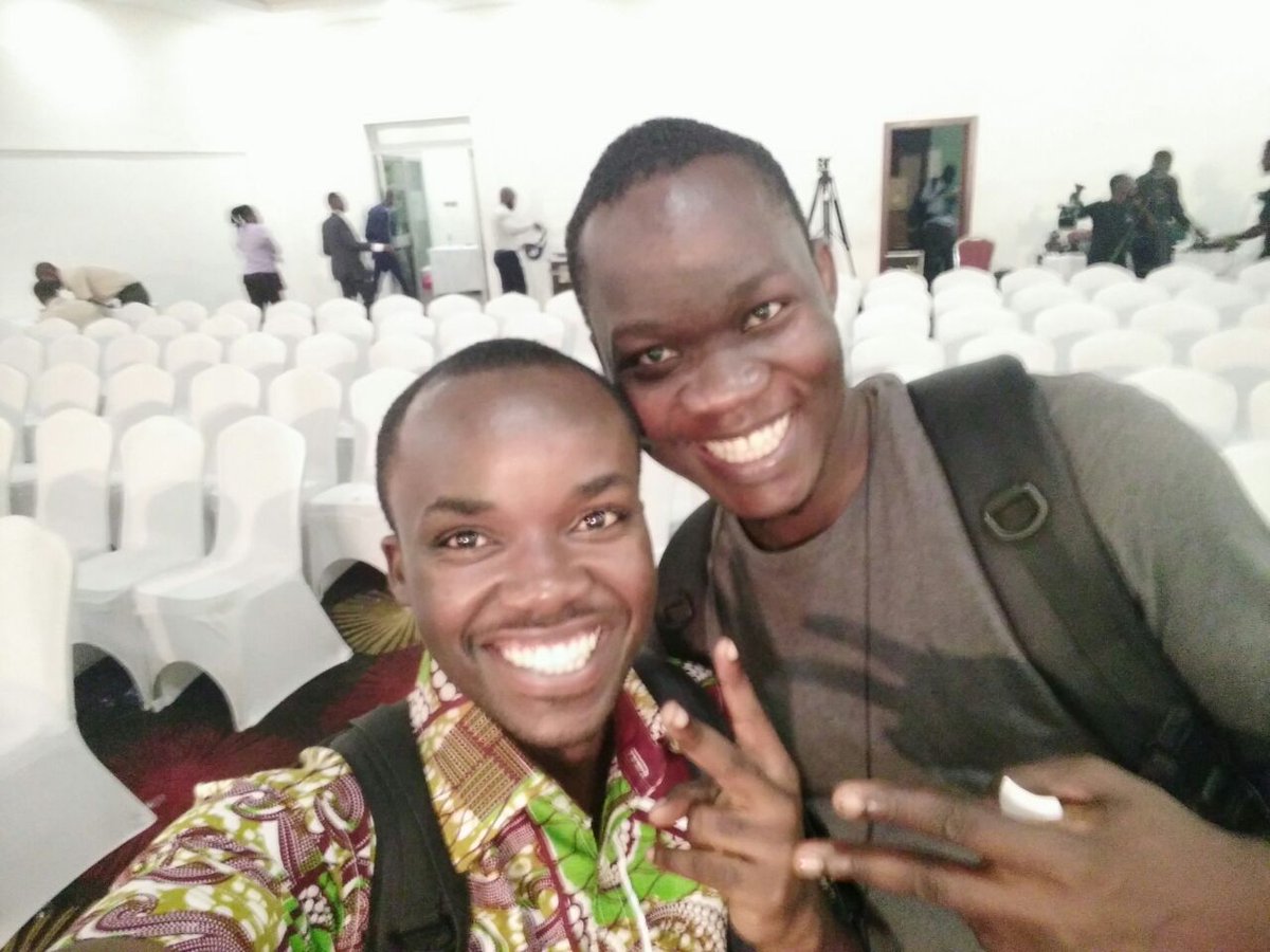 iamwolanyo's tweet photo. W/@kofiemeritus at #theleadershipfactor #bctema #bcksi #ghanathinkfoundation @Barcampghana https://t.co/iWuU7sgxhO