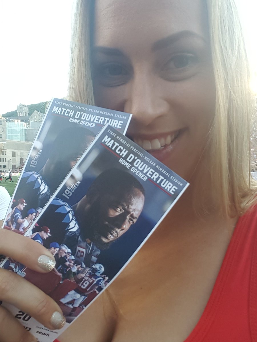 drethestallion's tweet photo. My boys lookin out!! #madeit @REDBLACKS @cfl #CFLGameDay #RNation #cflprincess https://t.co/G9o2sbdkgw