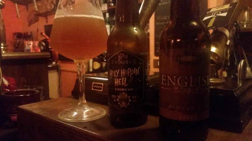 Serata #british.  Quasi come #johnnycash #sempresulavia #birraartigianale #beerporn #badelfpub