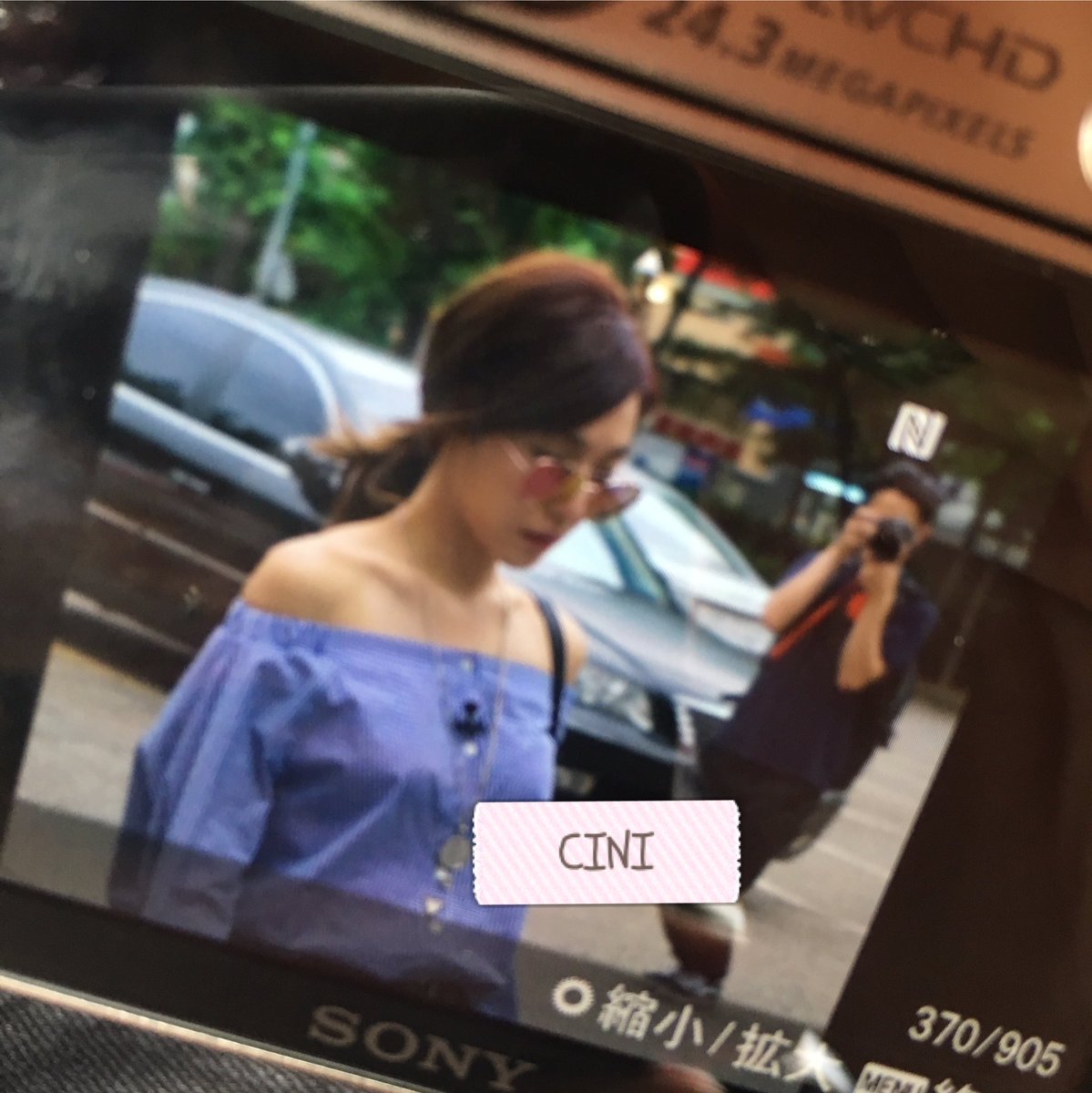 [PIC][01-07-2016]Tiffany xuất hiện tại tòa nhà KBS để quảng bá cho "SHUT UP" CmPKgLAUkAA1k1J