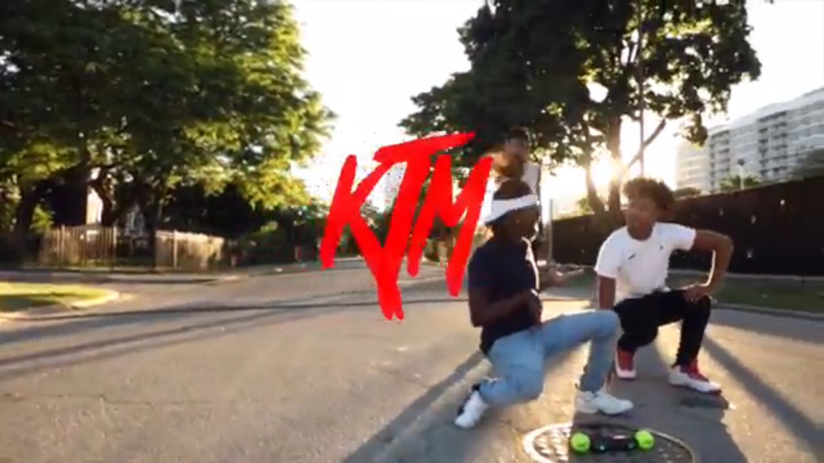 NickyThe_God's tweet photo. New DanceChallenge
By KTM
Money Walk Challenge
https://t.co/WsiPimq6Rp
Follow: @PREMOKtm
Full Video on YouTube https://t.co/Oj5bYE92Ck