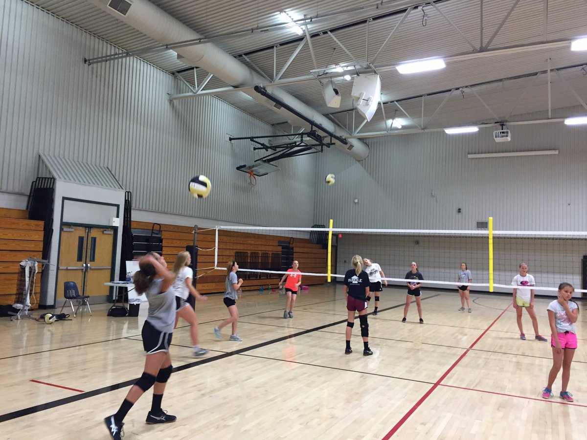 What a great turn out for junior high volleyball camp! Girls worked hard and had fun! #workhard #playhard #wildcatvb