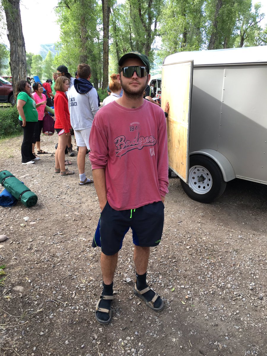 Chateau_Report's tweet photo. Sexy luke rockin the pit vipers on the eve of a wasty night in the Tetons https://t.co/SwtJy4aPHt