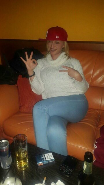lizzy20162016's tweet photo. Motivate me, support me, or get the fuck out of my way https://t.co/eNTDj2yoRS