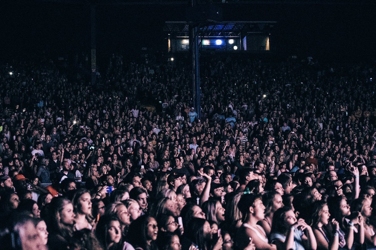 RevivalTour's tweet photo. First festival. Thank you, Milwaukee! #RevivalTour https://t.co/Tim8hdISMB