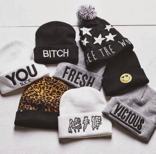 FranklynTh98's tweet photo. #Gorros #Moda #MTVHitsBackTo2000 https://t.co/8rLdMkOUxf