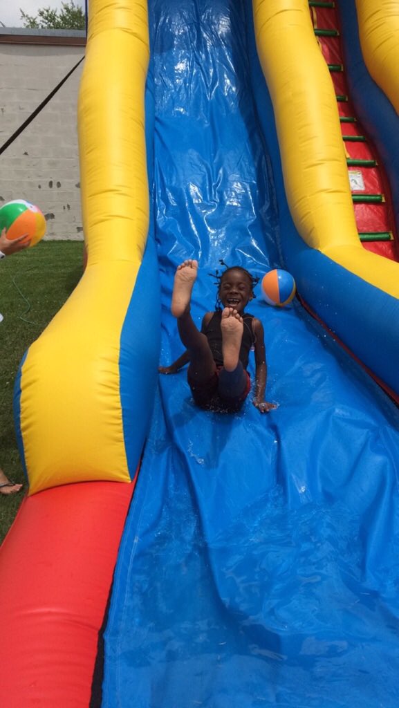 parker3853's tweet photo. That smile!! #HPsummerserve @TheSummitOR https://t.co/QqfLWLkjGf