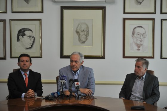 elespectador's tweet photo. Posible salvador de Friogán “da la cara” y reconoce que nunca ha declarado renta. https://t.co/Oclhk26K2x https://t.co/KQoGbTkgl3