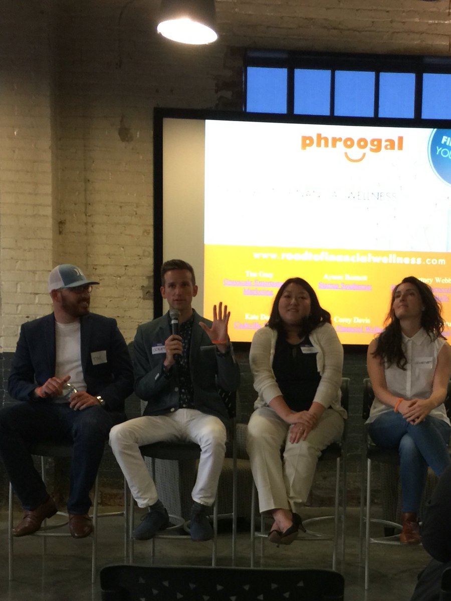 Nashville_ECD's tweet photo. Phroogle The Road to Financial Wellness - entrepreneur panel #TheRoad2016 #MySmileLifestyle https://t.co/1HBn69KRsQ