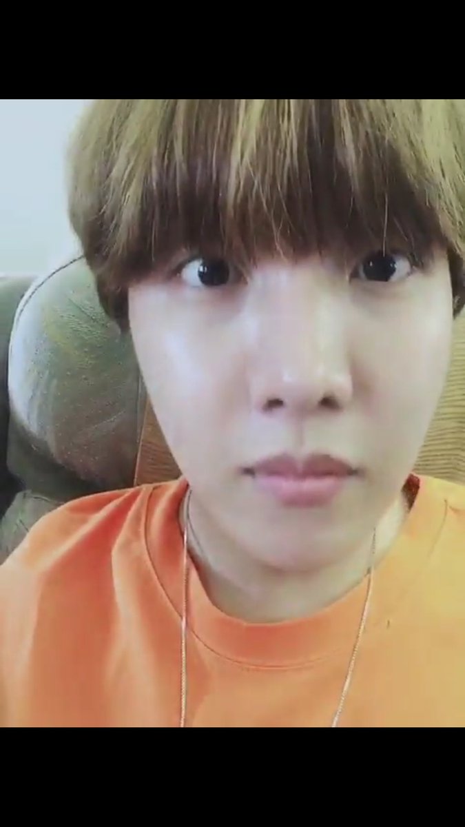 IdealJHope's tweet photo. 귀여워 ㅋㅋㅋㅋㅋㅋㅋㅋㅋㅋㅋㅋ https://t.co/jXVL6diJen