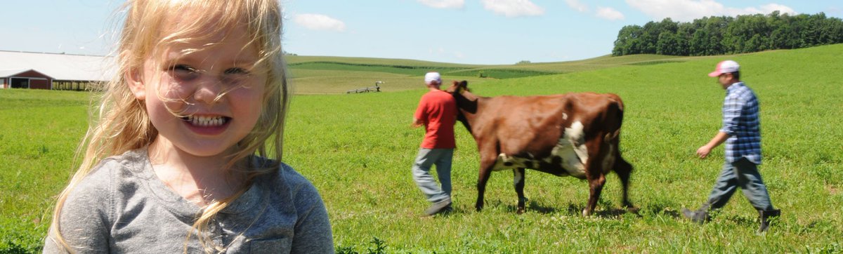 LiveRealFarms's tweet photo. What does 100% Farmer Owned mean? Find out at #LiveRealFarms https://t.co/OvOTFbfzQp
Happy #NationalDairyMonth https://t.co/PqtbJPLGgs