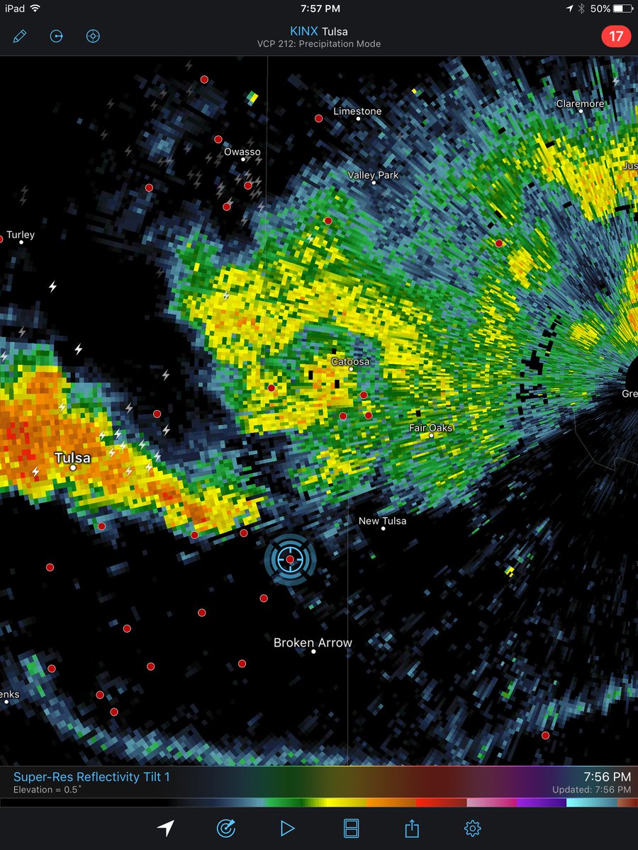 SPiltz's tweet photo. A reflectivity curly-q has formed. #technicaljargon https://t.co/OY4WxHtnTU