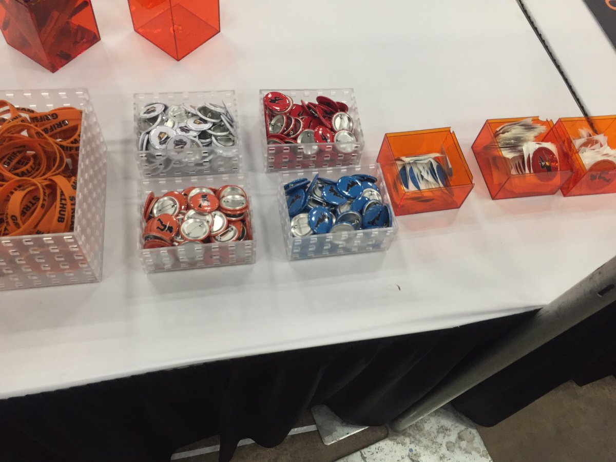 GrifballHub's tweet photo. 1 day! Join us on the Grifball Center Stage for three days of awesome! #RTXTweetdown https://t.co/6NzjMZVdVe