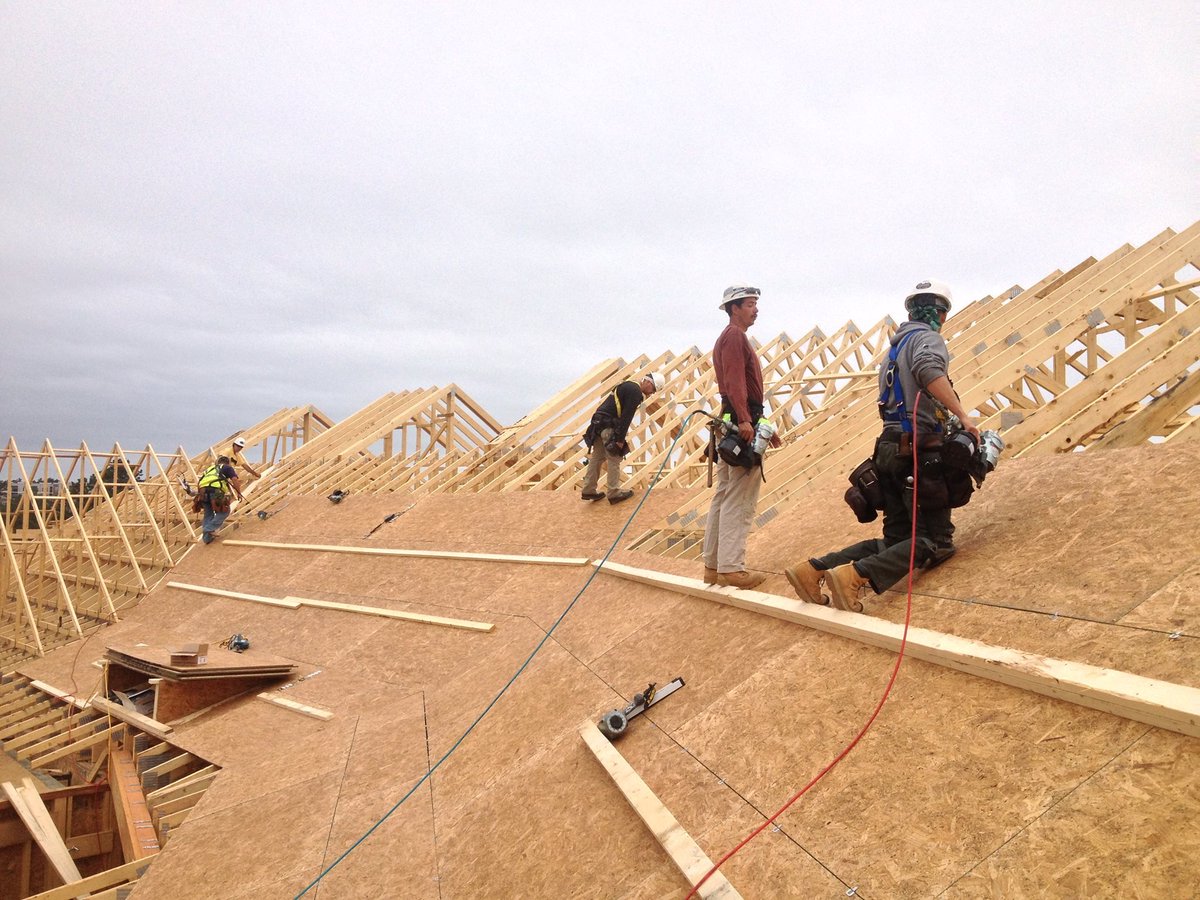 Pneuhook's tweet image. #Contractors help your guys youtube.com/watch?v=qBsY1n… … See the difference it makes in their day #timesaver #toolsaver