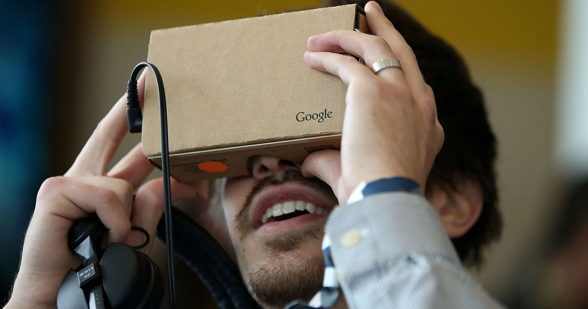 engadget's tweet photo. Google is working on a VR version of Chrome for Android https://t.co/5fUiW3HCYk https://t.co/nQi5lfXqom