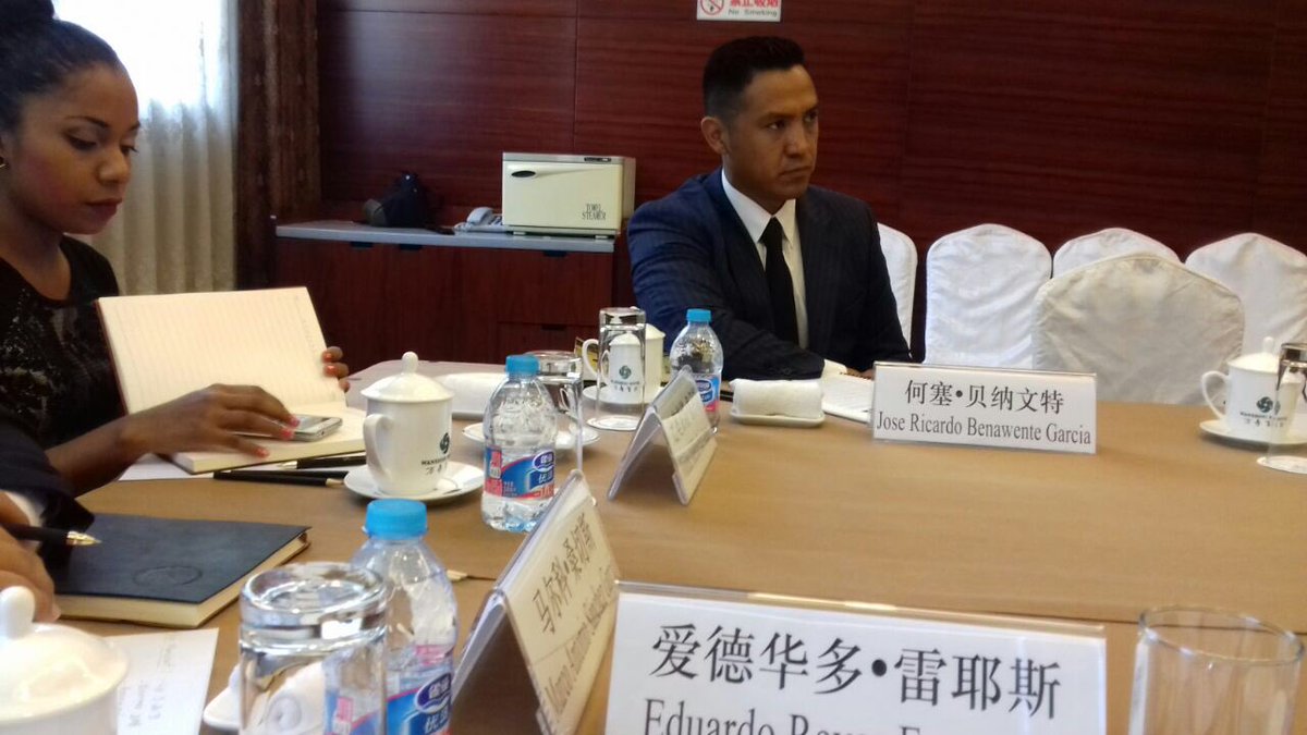 RICARDOBENAVENT's tweet photo. Iniciando nuestro diálogo con el Partido Comunista de China y mis compañeros del CEN PRI https://t.co/1QRlZReqHq