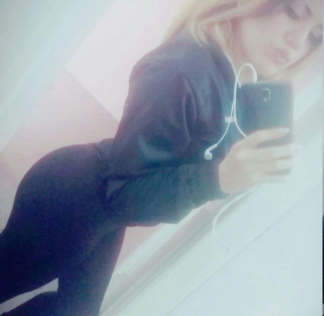 aylen_escalant's tweet photo. Cómo tu ninguno 🎶 #fitness #gymgirl #fitnessaddict #fitnessmodel #fitnessmotivacion #fit #fitspiration #fitprogress https://t.co/cEzeA4yd5W