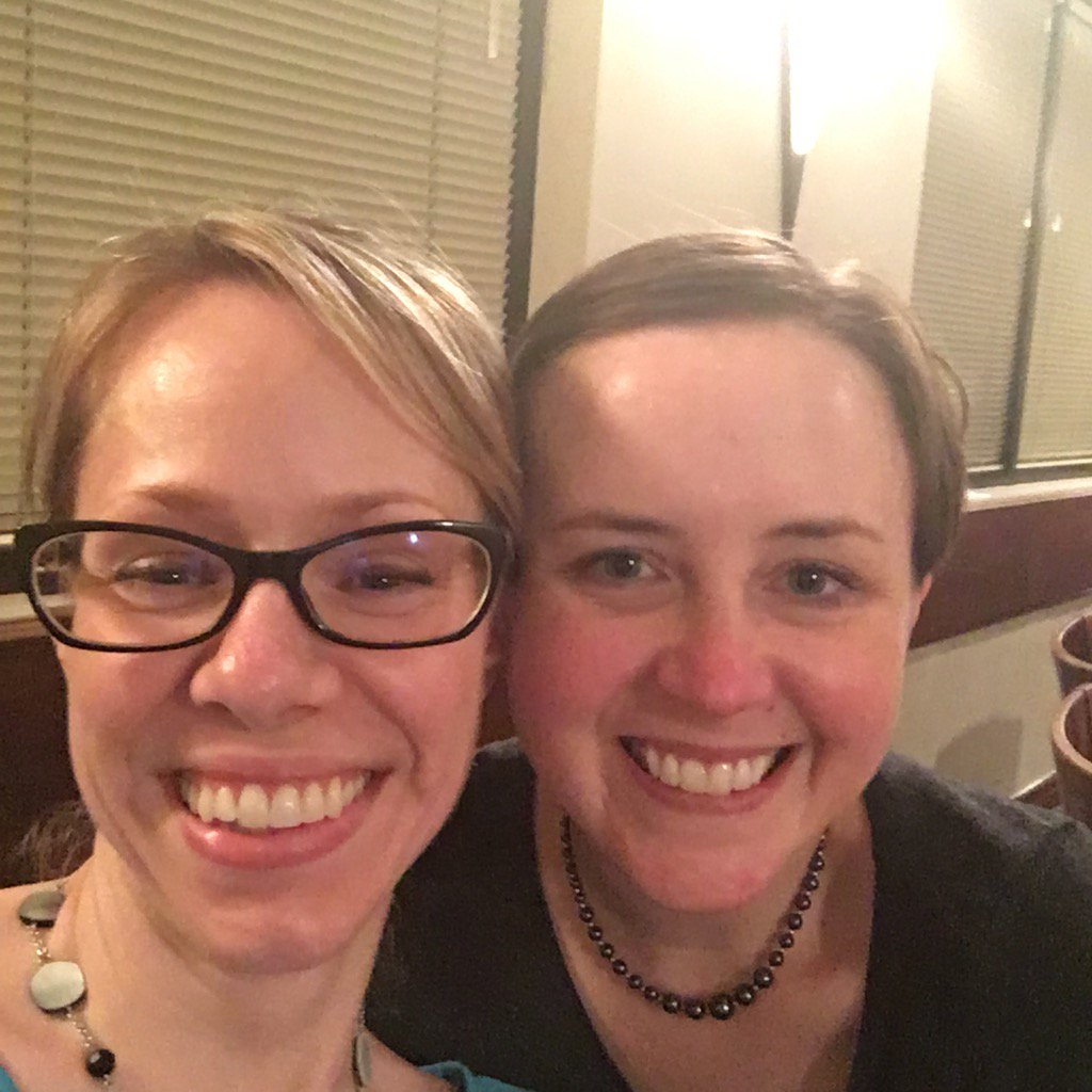 EliseMecham's tweet photo. Journal club with brilliant minds! @MyHPRS @DocMoliver #welooklikeasurgeon #plasticsurgery #womeninmedicine https://t.co/eLV17MMTyG