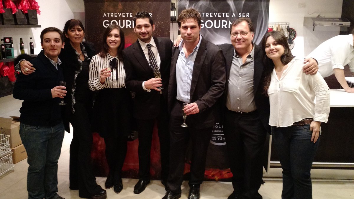 PeterPrensa's tweet photo. @SanGiorgioAr presentó su nueva imagen
@a1comunicacion @G_Agostinelli @AleAgostinelli #Geson #Gourmet https://t.co/bWiGgaVevP